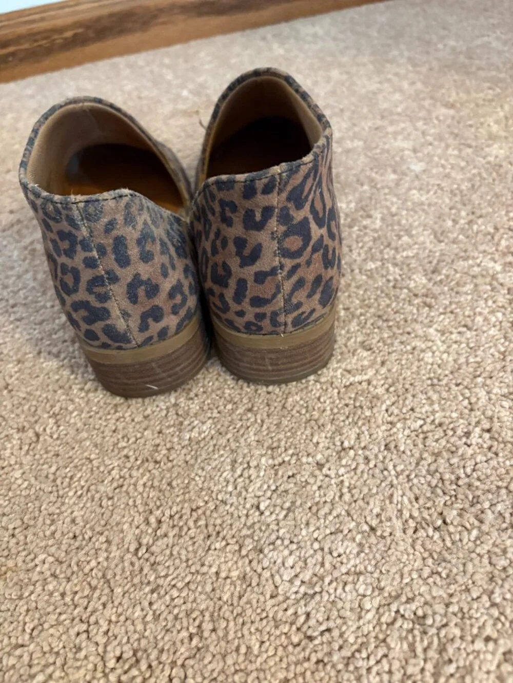 Universal Thread Leopard Print Ankle Booties Size 8 Block Heel